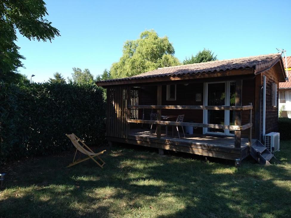 Domaine Des Epinettes Hotel Saint-Romain-de-Jalionas Exterior photo